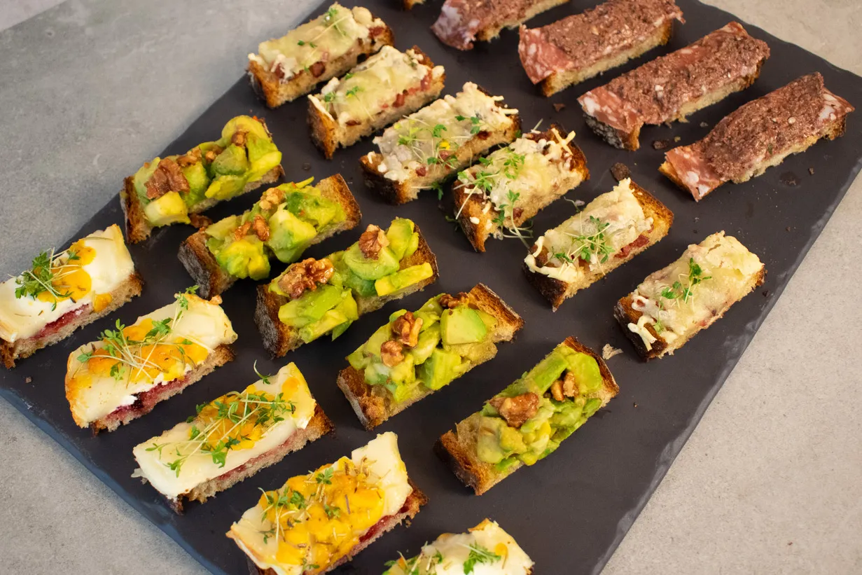 Regionale, vegetarische und vegane Gerichte Regionale, vegetarische und vegane Gerichte